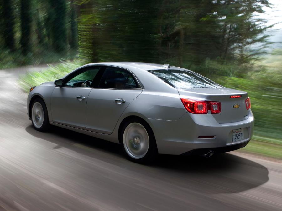  Chevrolet Malibu LTZ 2011 года  (фото 15 из 16)